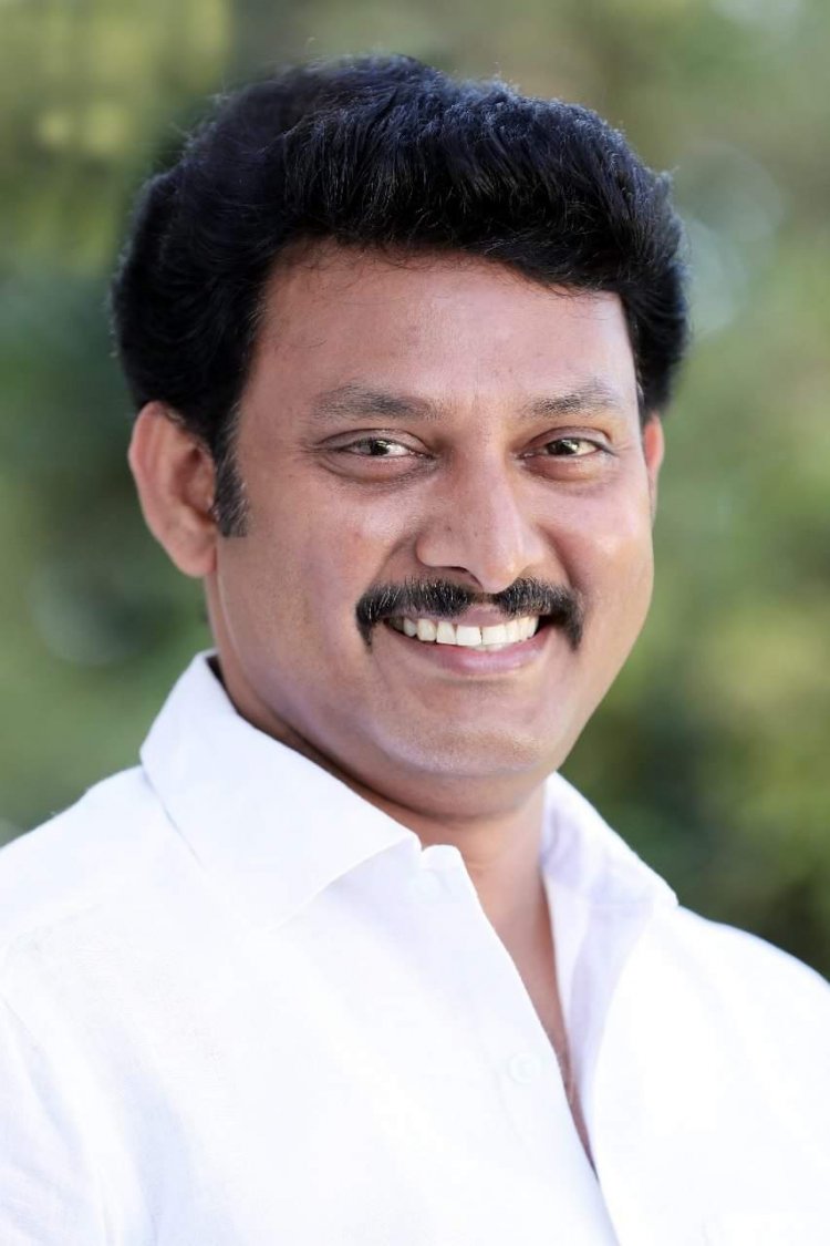 அரிசன காலனி எனும் பெயரை பள்ளி பலகையிலிருந்து மாற்றிய பள்ளி கல்வித்துறை அமைச்சர்