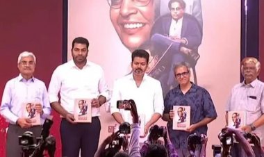 அம்பேத்கர் புத்தக வெளியீட்டு விழாவில் பங்கு பெற்ற ஆனந்த் டெல்டுமே அர்பன் நக்சல் என பா ஜ க தலைவர் அண்ணாமலை விமர்சனம்.!