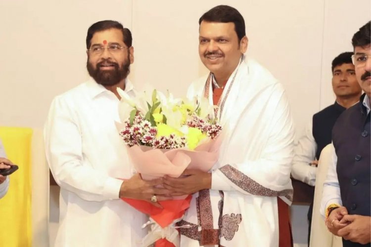 முதலமைச்சராக பதவியேற்றார் தேவேந்திர ஃபட்னாவிஸ்.!