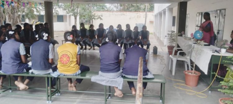 அரசு மேல் நிலைப் பள்ளியில் நாட்டு நலப்பணி திட்ட முகாம்