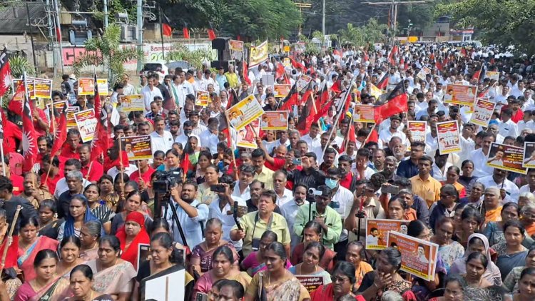 கோவையில் தி மு க சார்பில் ஆளுநருக்கெதிராக ஆர்ப்பாட்டம். !