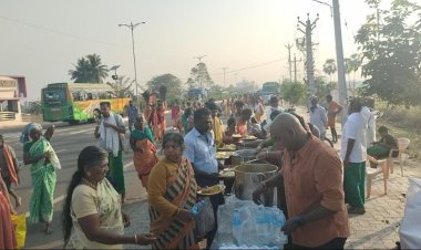 ஒட்டன்சத்திரம் வழியாக பழனி செல்லும் சுமார் 1000-க்கும் மேற்பட்ட பாதயாத்திரை செல்லும் பக்தர்களுக்கு அன்னதானம்.!