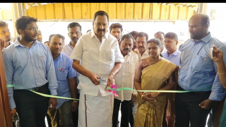அதிநவீன தொழில்நுட்பத்துடன் இணையாக  பொதுமக்களுக்கு இலவச மருத்துவ பரிசோதனை முகாம்.!