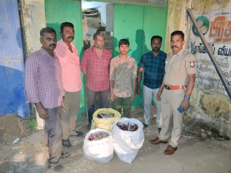 மேட்டுப்பாளையம் பகுதியில் ஹான்ஸ், குட்கா போன்ற புகையிலை பொருட்களை பறிமுதல் செய்த காவல்துறையினர்.!
