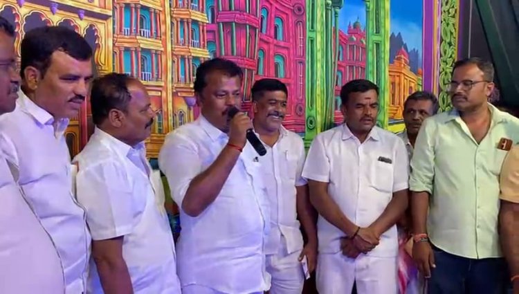 ஒசூர் அருகே அதிமுக பூத் கமிட்டி நிர்வாகிகள் ஆலோசனை கூட்டம்; முன்னாள் அமைச்சர் தலைமையில் நடைபெற்றது. !