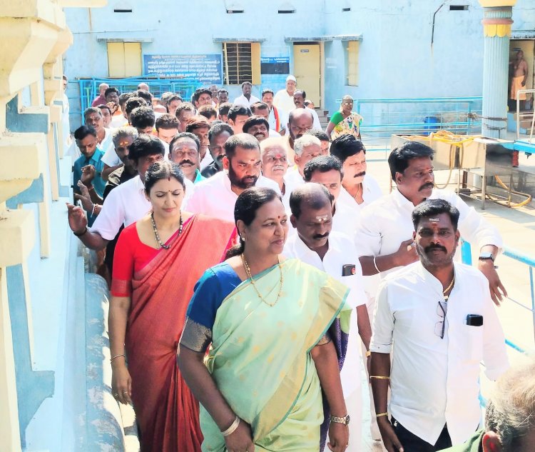 திருப்பாற்கடல் அருள்மிகு ஸ்ரீ பிரசன்ன வெங்கடேச பெருமாள் திருக்கோவிலில் பிரேமலதா விஜய்காந்த் சாமி தரிசனம்.!