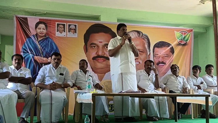 ஒசூர் சட்டமன்ற தொகுதியில் அதிமுக வேட்பாளராக யார் அறிவிக்கப்பட்டாலும் 1 லட்சம் வாக்குகள் வித்தியாசத்தில் வெற்றி பெற களப்பணியாற்றுங்கள் - பன்னீர் செல்வம்.!