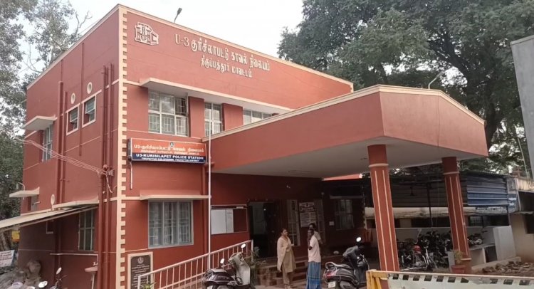 கூலி கொடுக்கவிலை என்று கூறி இரு சக்கர வாகனத்தை பறித்து சென்றதால் விவசாயி பூச்சி மருந்து குடித்து தற்கொலை.!