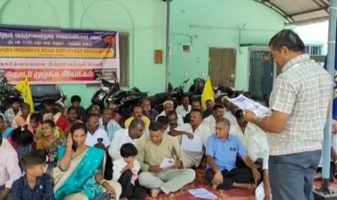 தமிழ்நாடு நெடுஞ்சாலை துறை பணியாளர் சங்கம் சார்பில் குடும்பத்துடன் தர்ணா போராட்டம்.!