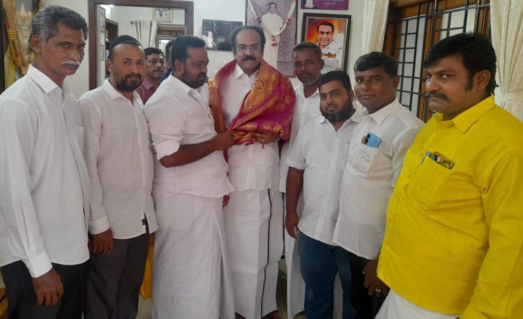 மனிதநேய மக்கள் கட்சி சார்பாக மாவட்டத்தின் கோரிக்கைகளை வலியுறுத்தி  நிதி மற்றும் மனிதவள மேம்பாட்டு துறை  அமைச்சர் T.தங்கம் தென்னரசுவுடன் சந்திப்பு.!