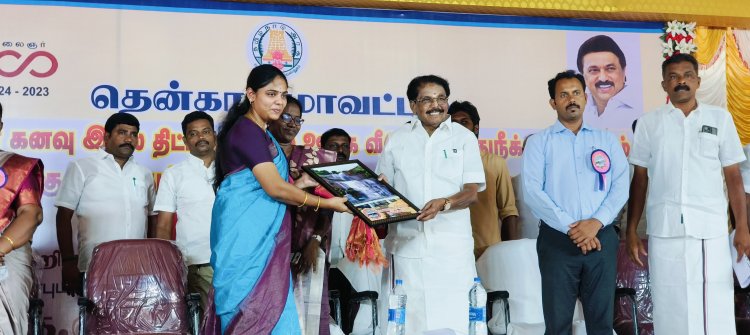 கலைஞர் கனவு இல்லம் திட்டத்தில் வீடுகள் கட்டிட பணி ஆணையினை வழங்கிய அமைச்சர் கே கே எஸ் எஸ் ஆர் .!