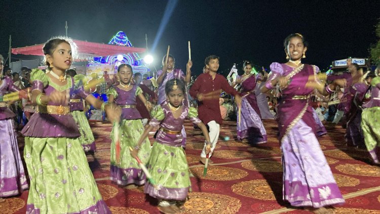 ஸ்ரீ முத்துராய ஆஞ்சநேய சுவாமி திருக்கோவிலில் நான்காம் ஆண்டு பல்லாக்கு உற்சவம், கோலாட்டம், தெலுங்கு நாடக நிகழ்ச்சி.!