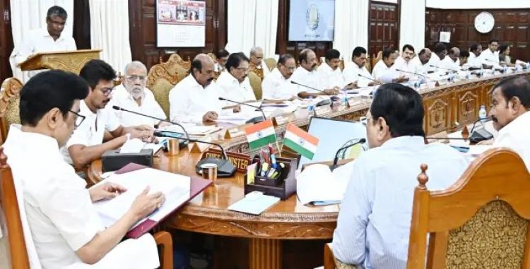 அமைச்சர்களின் பதவி நீடிக்குமா? அல்லது பறிபோகுமா? பதற்றத்தில் அமைச்சர்கள்.!