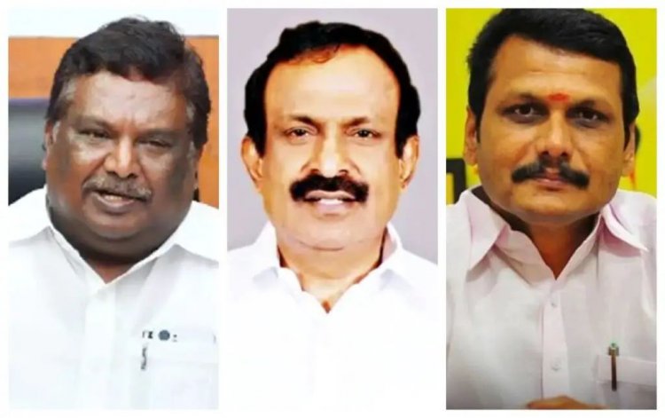 தமிழக அமைச்சரவையில் அதிரடி.! இரண்டு அமைச்சர்கள் மாற்றம்.! புதிதாக கூடுதல் பொறுப்புகளை ஏற்றுக் கொண்ட அமைச்சர்கள்?