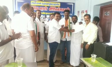 சுந்தரபாண்டியபுரம் அன்னை முதியோர் இல்லத்தில் விஜய் வசந்த் எம் பி பிறந்தநாள் நிகழ்ச்சி.!