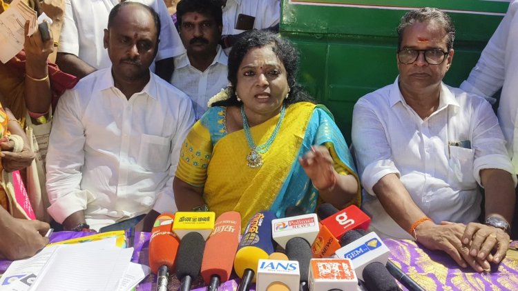 அன்பில் மகேஷ் பொய்யாமொழி பெயருக்கேற்றவாரு பொய் சொல்லாமல் இருக்க வேண்டும் - தமிழிசை சௌந்தராஜன்.!