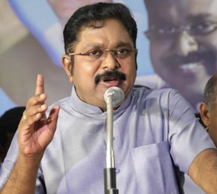 அமமுக வேட்பாளரை அறிமுகம் செய்த டிடிவி தினகரன்.!