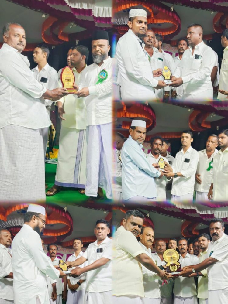 மல்லிப்பட்டினம் மக்தப் ஆசிரியர்களுக்கு நினைவு பரிசு வழங்கிய தர்கா கமிட்டியினர்.!