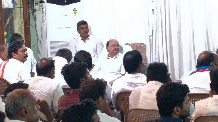 இன்று நடைபெற்று வரக்கூடிய பா.ம.க.ஆலோசனைக் கூட்டத்திலும் அன்புமணி இராமதாஸ் பங்கேற்கவில்லை.!