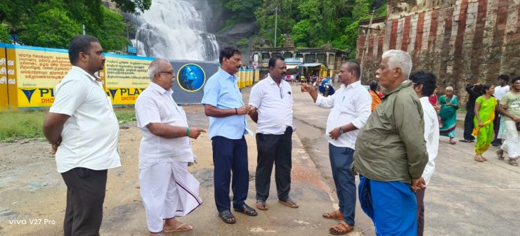 குற்றாலம் அறங்காவலர் குழு தலைவர் குற்றாலம் கோவில் இடங்களில் ஆய்வு.!
