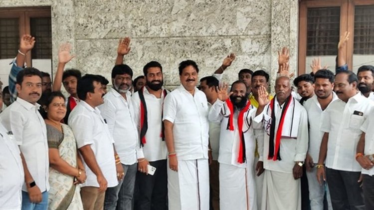 திமுகவில் இணைந்த மாற்றுக் கட்சியினா்.!