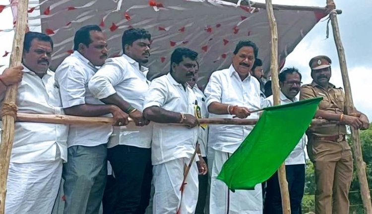 எருதுவிடும் விழாவினை திமுக சட்டமன்ற உறுப்பினர்.!