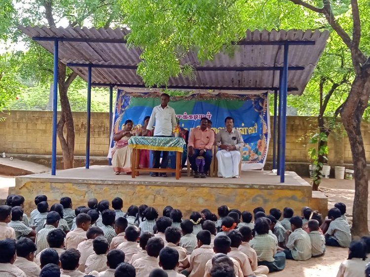 கடையம் வீர உலகம்மாள் நடுநிலை பள்ளியில் செம்மொழி தின விழா .!