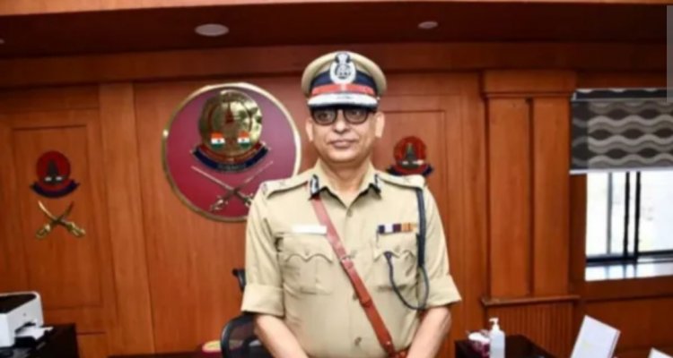 சமூக வலைதளங்களில் மாஸ் காட்டும் போலீஸார். ! டிஜிபி சங்கர் ஜிவால் காட்டம். !