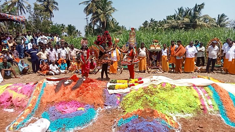 500 ஆண்டுகள் பழமை வாய்ந்த அருள்மிகு திரெளபதி அம்மன் திருக்கோவிலில் நடைப்பெற்ற துரியோதனன் வதம் செய்யும் விழா.!