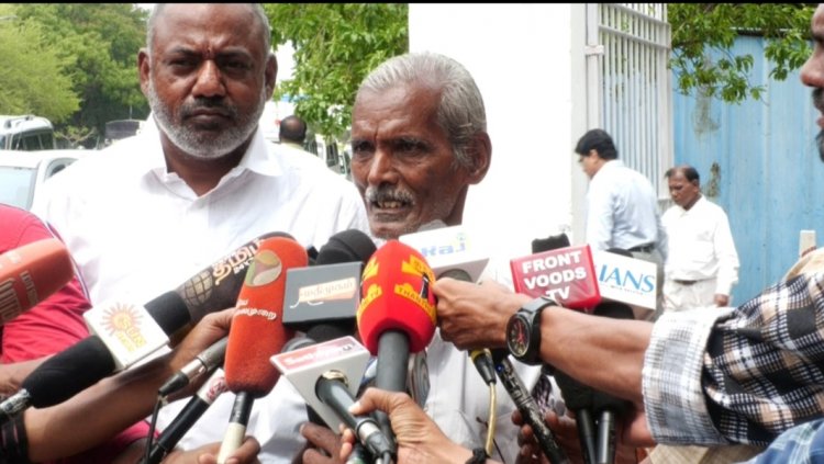 40 ஏக்கர் நிலத்தை அபகரித்துக் கொண்டு துப்பாக்கியால் சுட்டு கொன்று விடுவேன் என மிரட்டிய திமுக வழக்குரைஞர். ! முதியவர் டிஜிபி அலுவலகத்தில் புகார் .?!