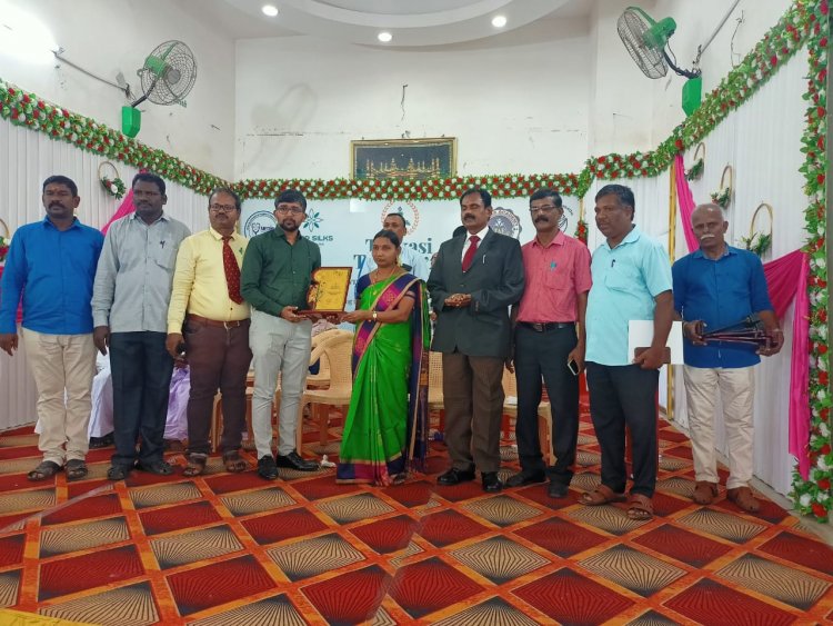 அரசு பொதுத் தேர்வில் சிகரம் தொட்ட சாதனையாளர்களுக்கு தென்காசியில் பாராட்டு விழா..!