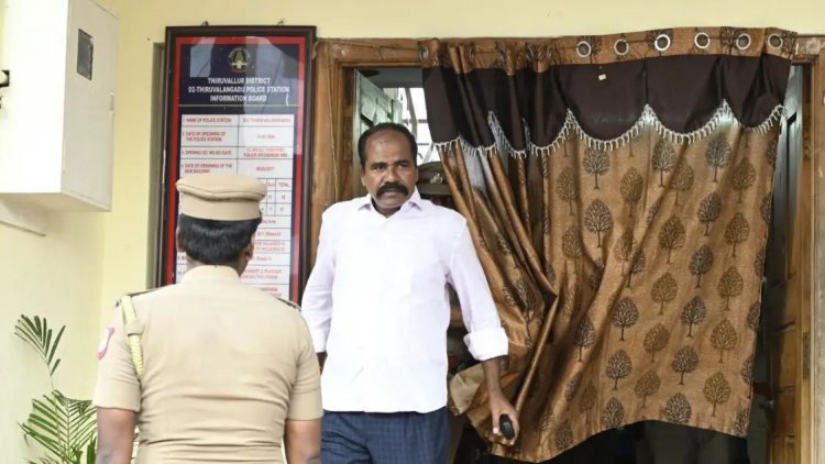 கூடுதல் டிஜிபி - ஐ கைது செய்த உயர்நீதிமன்ற நீதிபதிகளுக்கு உச்சநீதி மன்றம் கண்டனம். !