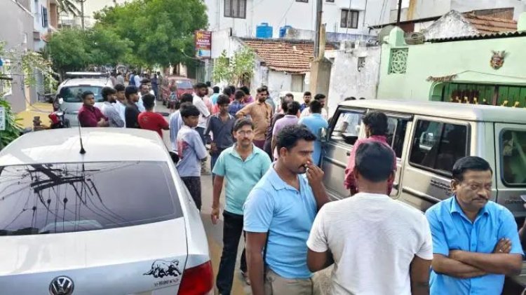 இந்து முன்னனி பொறுப்பாளர் வெட்டிக் கொலை. ! பதவி பறி போனதால் திட்டமிட்டு வெட்டிய இந்து முன்னணி நிர்வாகி. !