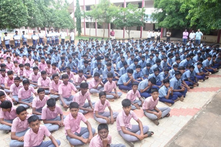 தென்காசியில் போதை பொருள்களுக்கு எதிரான விழிப்புணர்வு பேரணி