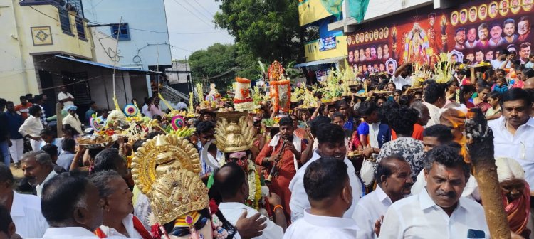 சூளகிரி பகுதியில் பேட்டை மாரியம்மன் கோவிலில் 50 வருடங்களுக்கு பிறகு ஊர்த்திருவிழா. !