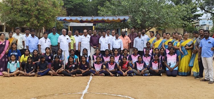 அரசு மேல்நிலைப் பள்ளியில் சரக அளவிலான கைப்பந்து போட்டி துவக்க விழா !