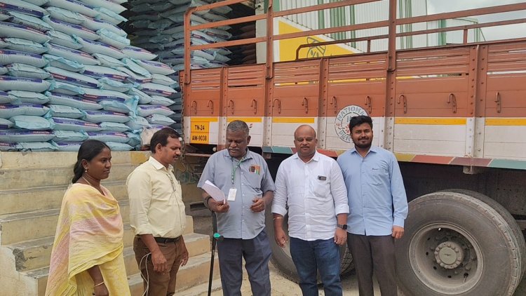 உரக்கடைகளில் மாவட்ட வேளாண்மை இணை இயக்குனர் காளியப்பன் நேரில் ஆய்வு .!