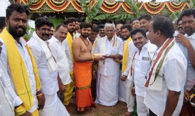 ஸ்ரீ வெற்றிவேல் முருகன் திருக்கோவிலில் ஆடி கிருத்திகையை முன்னிட்டு சிறப்பு விசேஷ பூஜைகள் .!