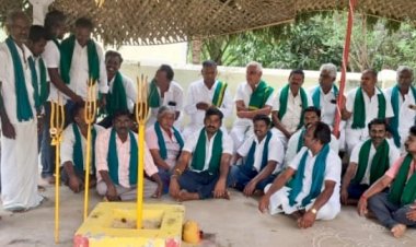 கே. ஆர்.பி அணையின் வலது, மற்றும் இடது புறக் கால்வாய்களை முறையாக தூர்வாரப் படாததைத் கண்டித்த்து ஆர்ப்பாட்டம். !