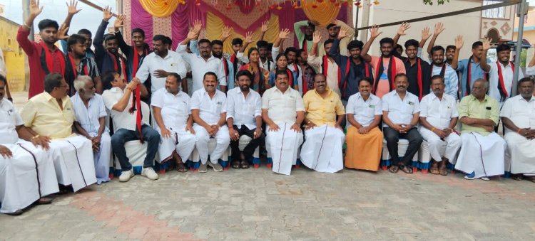 மாற்றுக் கட்சியில் இருந்து விலகி திராவிட முன்னேற்றக் கழகத்தில் தங்களை இணைத்துக் கொண்டனர். !