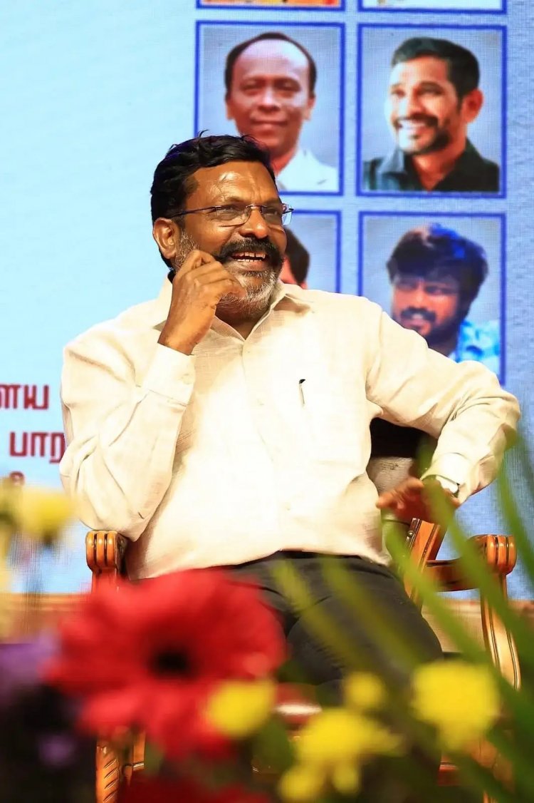 குப்பை அள்ளுபவர்களை பணி நிரந்தரம் செய்யக் கூடாது, அது தான் சமூக நீதி என திருமாவளவன் பேச்சு. !