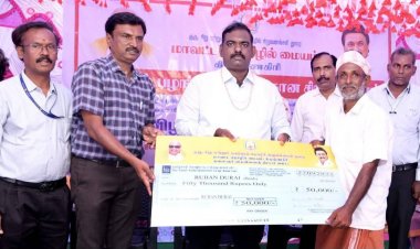 கலைஞர் கைவினைத் திட்டத்தின் கீழ், 12 பயனாளிகளுக்கு ரூ.8 இலட்சத்து 50 ஆயிரம் கடனுதவியும், ரூ.2 இலட்சத்து 13 ஆயிரத்து 500 மானியத் தொகை வழங்கப்பட்டது. !