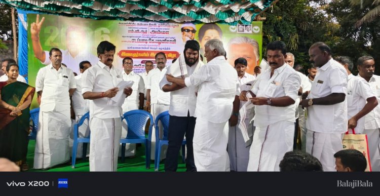 அதிமுக துணைப் பொதுச்செயலாளர் தலைமையில் திமுகவில் இருந்து விலகி அதிமுக வில் இணைந்தனர்.!