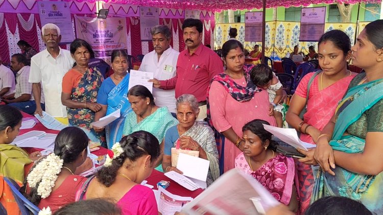 திம்மாபுரம் அரசு உயர்நிலைப்பள்ளியில் மாவட்ட ஆட்சியர் தினேஷ்குமார் உத்தரவின்படி, உங்களுடன் ஸ்டாலின் திட்ட முகாம் நடைபெற்றது .!