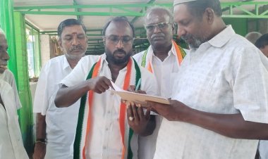 தென்காசி நகர காங்கிரஸ் சார்பில் வாக்கு திருட்டை கண்டித்து மாபெரும் கையெழுத்து இயக்கம் .!