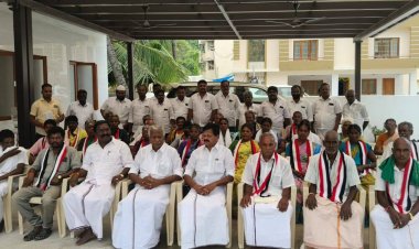 மாற்று கட்சியில் இருந்து விலகி அதிமுகவில் இணைந்தனர் .!