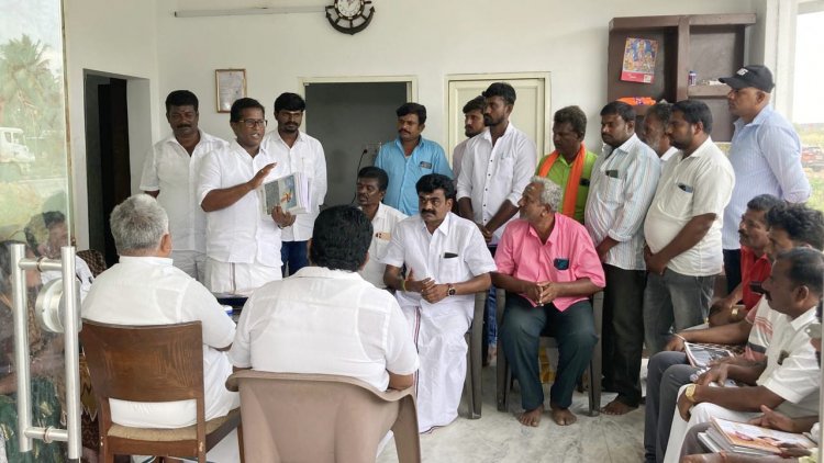 அதிமுக பூத் கமிட்டி ஆலோசனைக் கூட்டம் .!