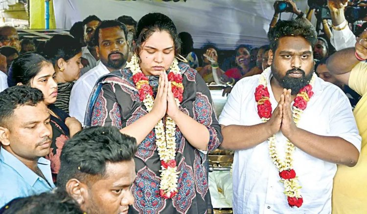 வியாசர்பாடி ரௌடி நாகேந்திரன் இறுதி அஞ்சலியில் நாகேந்திரன் உடல் முன்பு 2 மகன் திருமணம் .!