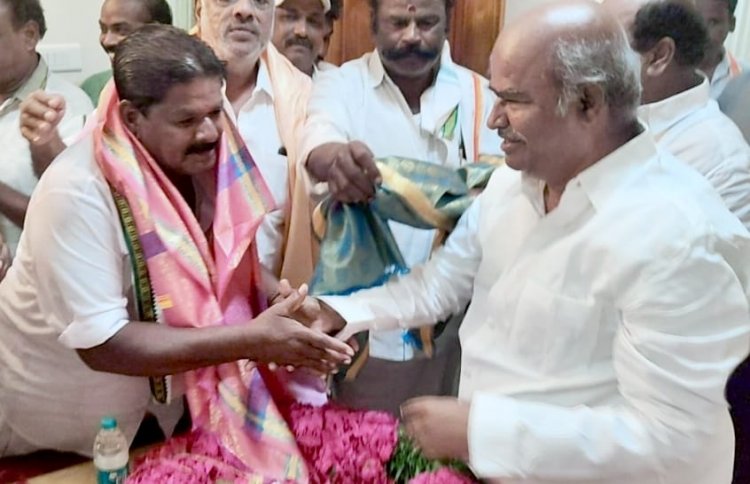 காந்திமண்டபம் காங்கிரஸ் கட்சியினருக்கு சொந்தமாக்க வேண்டும் என பல ஆண்டுகளாக அறவழியில் போராடும் முன்னாள் மாவட்ட தலைவர் எல்.சுப்ரமணியன்.!