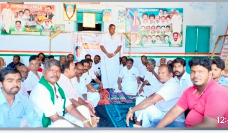 காவேரிப்பட்டிணத்தில் உள்ள காந்திஜி நூற்றாண்டு நினைவு மண்டபத்தினை மீட்கப் போராடும் காங்கிரஸ் கட்சியினர்."